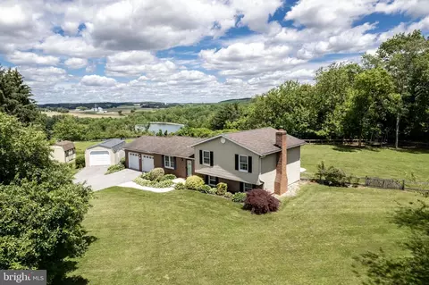 821 Lucabaugh Mill Rd, Westminster, MD 21157
