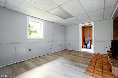 Living - 4202 Wolf Ct, Hampstead, MD 21074 photo 3 of 3