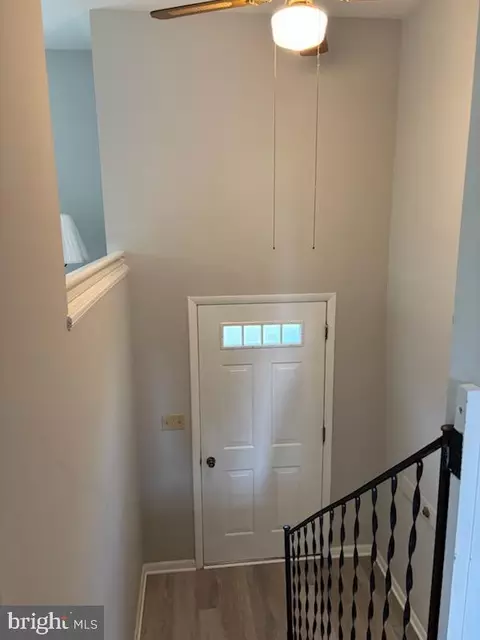 Entry Way - 4202 Wolf Ct, Hampstead, MD 21074 photo 10 of 10