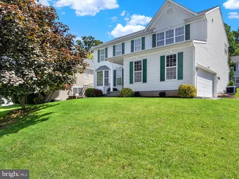 4250 Flail Dr, Hampstead, MD 21074