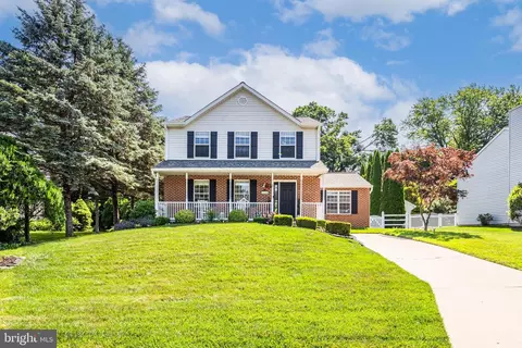 3925 Brittany Ln, Hampstead, MD 21074