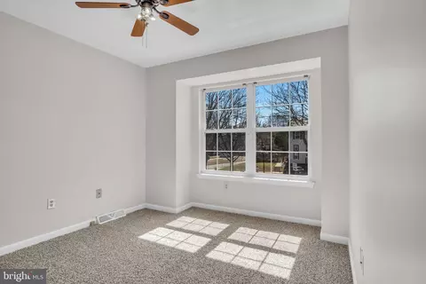 4660 Marksman Ct, Hampstead, MD 21074 photo 14