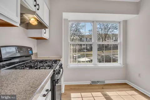 4660 Marksman Ct, Hampstead, MD 21074 photo 8