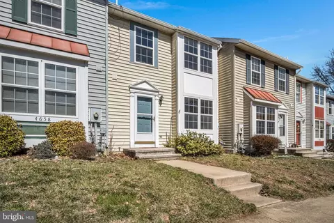 4660 Marksman Ct, Hampstead, MD 21074 photo 3