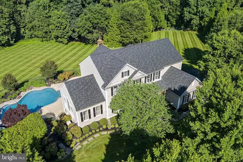 2005 Sleepy Hollow Dr, Woodbine, MD 21797