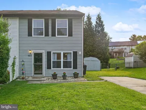 942 Wampler Ln, Westminster, MD 21158