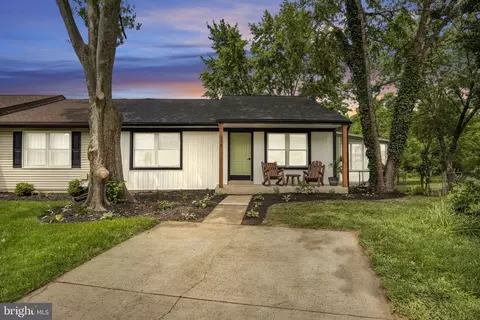 318 Mayfield Ct, Westminster, MD 21158