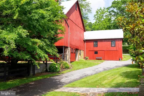 Exterior - 2810 Hoffman Mill Rd, Hampstead, MD 21074 photo 33 of 49