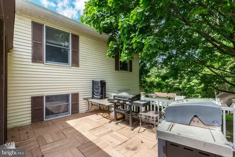 Exterior - 680 Geneva Dr, Westminster, MD 21157 photo 2 of 3