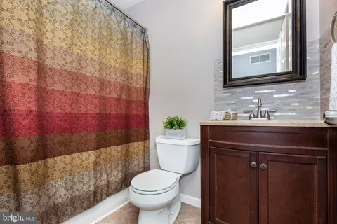 Bath - 680 Geneva Dr, Westminster, MD 21157 photo 2 of 3