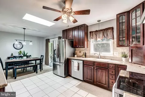 Kitchen - 680 Geneva Dr, Westminster, MD 21157 photo 3 of 3