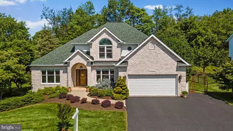 2041 Sherryl Ave, Sykesville, MD 21784
