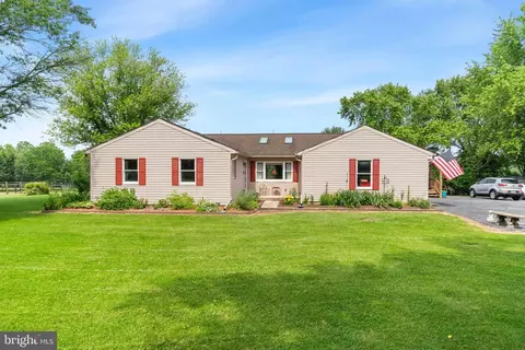 1392 Wakefield Valley Rd, New Windsor, MD 21776