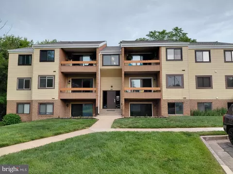 1002 Scarlet Oak Ct #2A, Hampstead, MD 21074