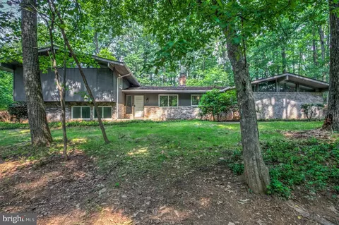 1254 Pinch Valley Rd, Westminster, MD 21158