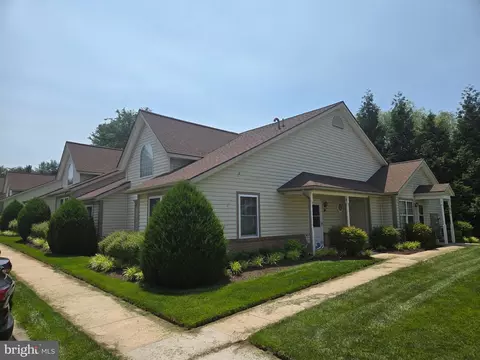 2030 Rudy Serra Dr #D, Eldersburg, MD 21784