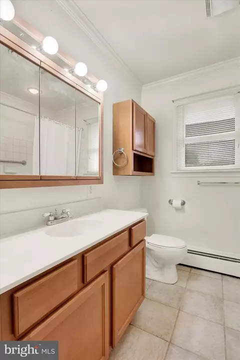 Bath - 900 Clearview Ave, Hampstead, MD 21074 photo 1 of 2