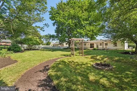 Exterior - 69 Smith Ave, Westminster, MD 21157 photo 6 of 10