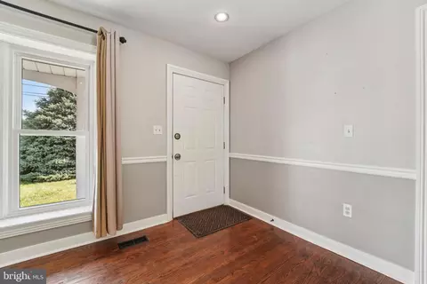 Entry Way - 69 Smith Ave, Westminster, MD 21157 photo 1 of 4
