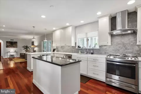 4906 Fleming Rd, Mount Airy, MD 21771 photo 9
