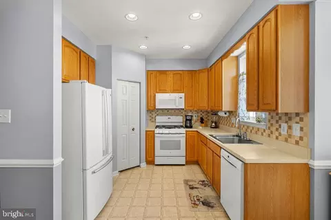 Kitchen - 1824 Upper Forde Ln, Hampstead, MD 21074 photo 1 of 3