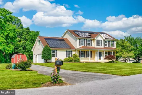 998 Mountaineer Ct, Westminster, MD 21157