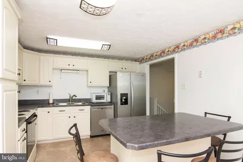 89 Hook Rd, Westminster, MD 21157 photo 7