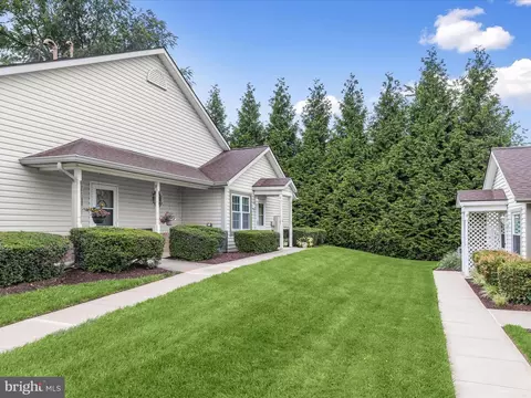 2032 Rudy Serra Dr #C, Eldersburg, MD 21784
