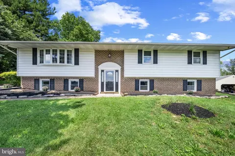 108 Taft Ter, Sykesville, MD 21784