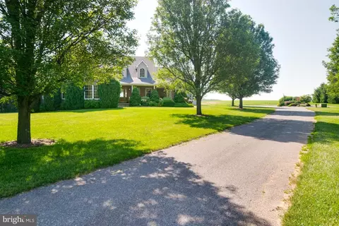 613 Hanover Pike, Hampstead, MD 21074