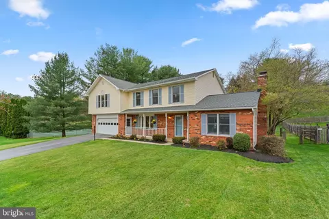 6212 Monroe Ave, Sykesville, MD 21784