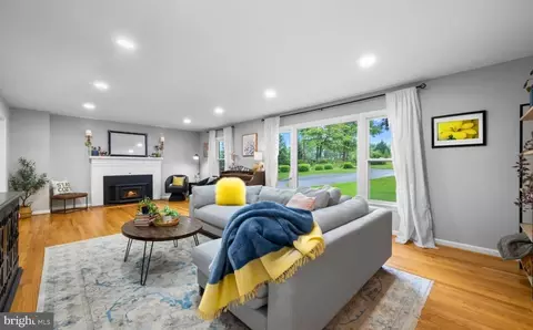 4526 Old Washington Rd, Sykesville, MD 21784