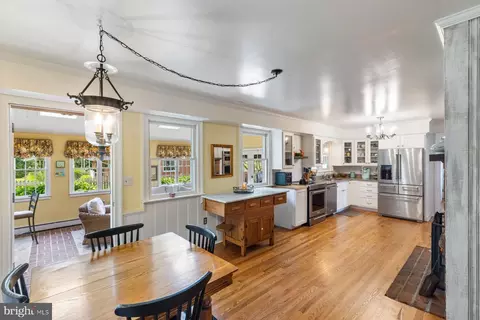 2 Greenvale Rd, Westminster, MD 21157 photo 6