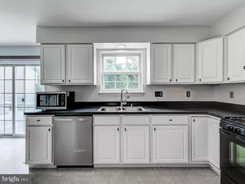 1885 Upper Forde Ln, Hampstead, MD 21074 photo 14