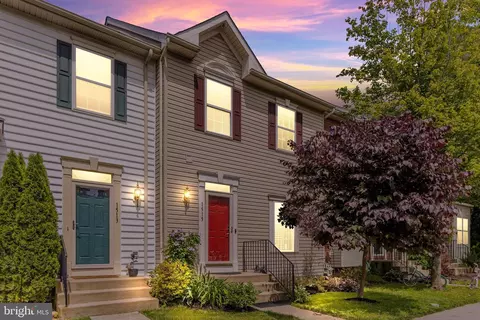 1515 Chessie Ct, Mount Airy, MD 21771
