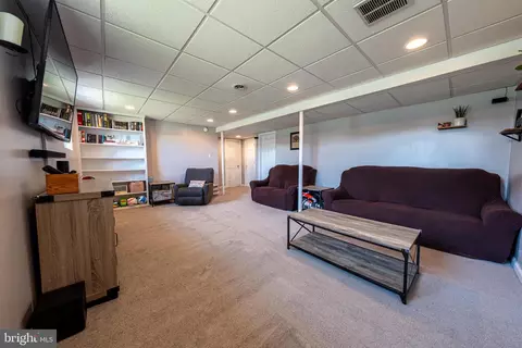 Other - 816 Windsor Dr, Westminster, MD 21158 photo 5 of 8