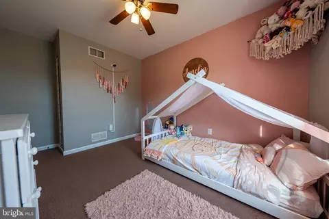 Bedroom - 816 Windsor Dr, Westminster, MD 21158 photo 4 of 7