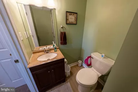 Entry Way - 816 Windsor Dr, Westminster, MD 21158 photo 2 of 2