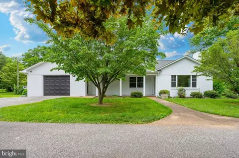 1802 Ridge Rd, Westminster, MD 21157