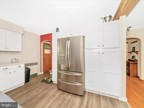 Entry Way - 1844 Albert Rill Rd, Hampstead, MD 21074 photo 2 of 4