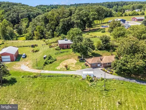 View/Area - 1844 Albert Rill Rd, Hampstead, MD 21074 photo 3 of 5