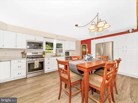 Kitchen - 1844 Albert Rill Rd, Hampstead, MD 21074 photo 1 of 4