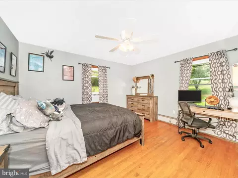 Bedroom - 1844 Albert Rill Rd, Hampstead, MD 21074 photo 1 of 15
