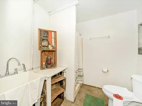 Bath - 1844 Albert Rill Rd, Hampstead, MD 21074 photo 3 of 3