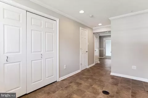 Entry Way - 1746 Upper Forde Ln, Hampstead, MD 21074 photo 7 of 8