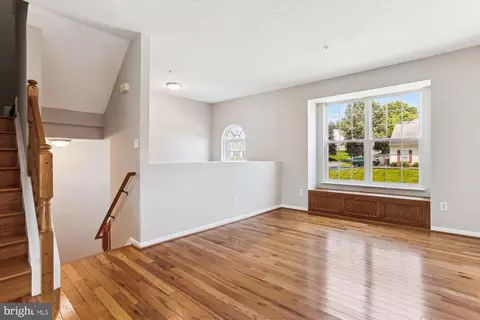 Living - 1746 Upper Forde Ln, Hampstead, MD 21074 photo 1 of 4