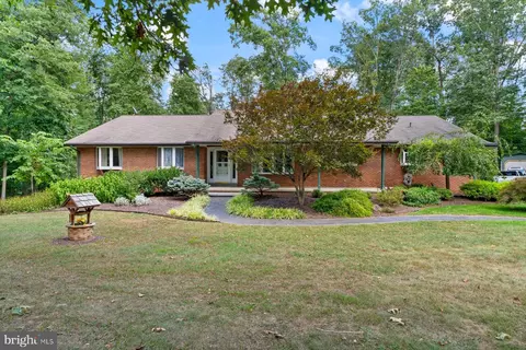 2613 Albert Rill Rd, Westminster, MD 21157