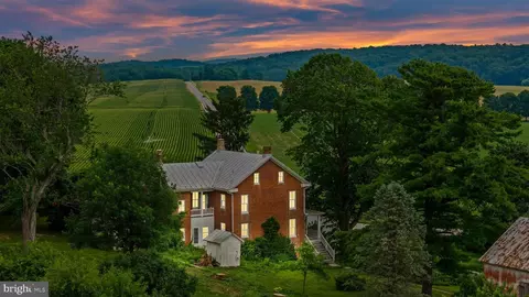 674 Old Bachmans Valley Rd, Westminster, MD 21157