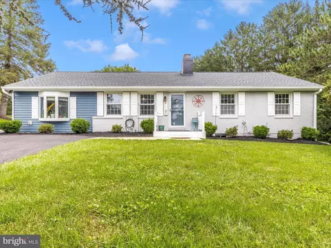 5847 Mineral Hill Rd, Sykesville, MD 21784