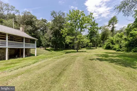 Exterior - 10 Smith Rd, Westminster, MD 21158 photo 17 of 25